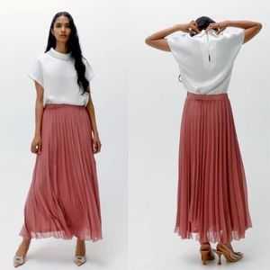 Zara Pink Pleated Skirt